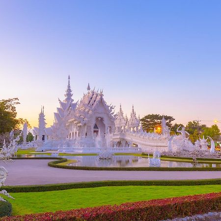 777 Food & Bed Hotel Chiang Rai Bagian luar foto