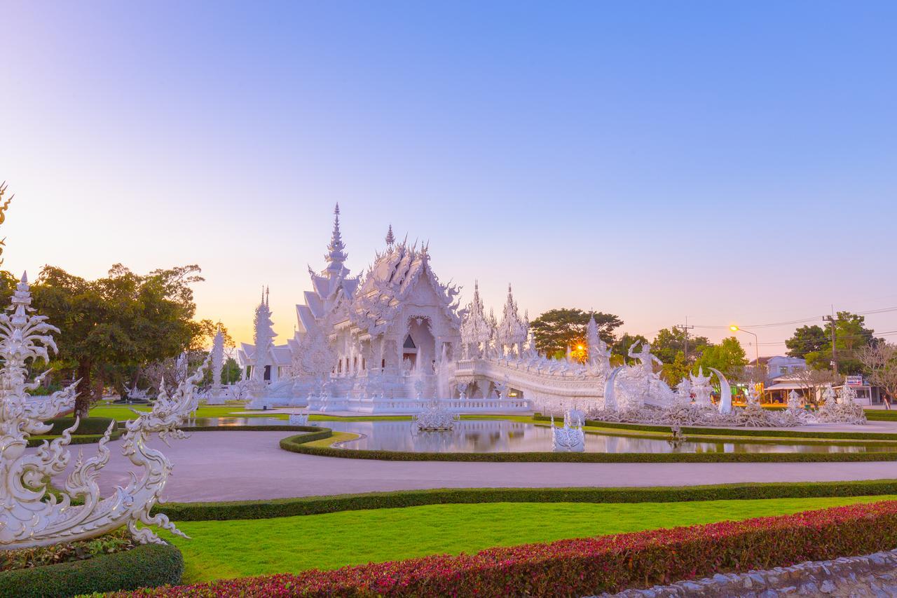 777 Food & Bed Hotel Chiang Rai Bagian luar foto