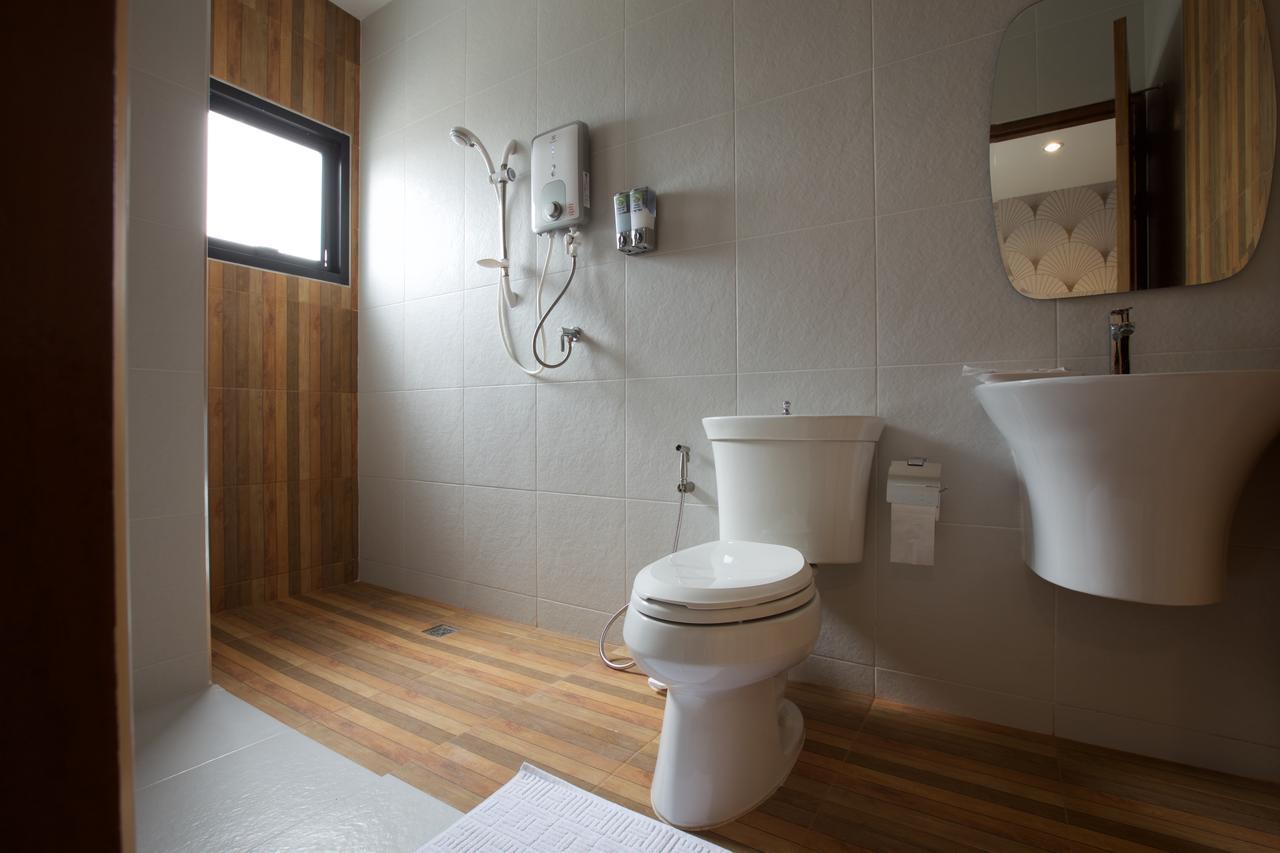 777 Food & Bed Hotel Chiang Rai Bagian luar foto