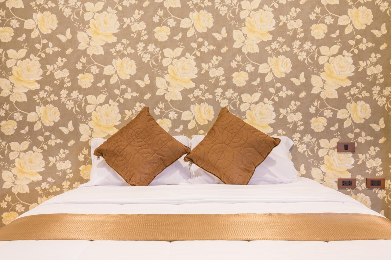 777 Food & Bed Hotel Chiang Rai Bagian luar foto