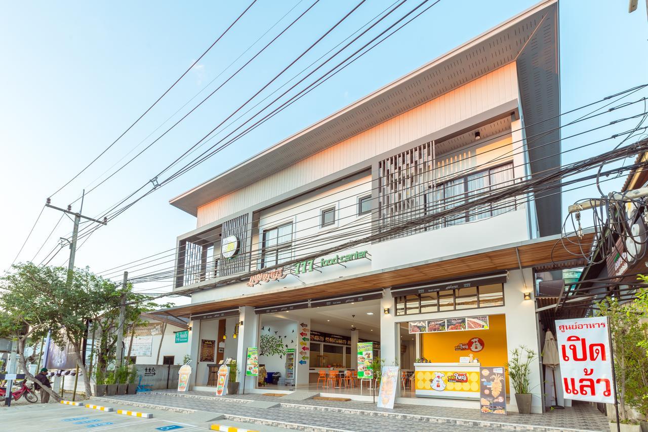 777 Food & Bed Hotel Chiang Rai Bagian luar foto
